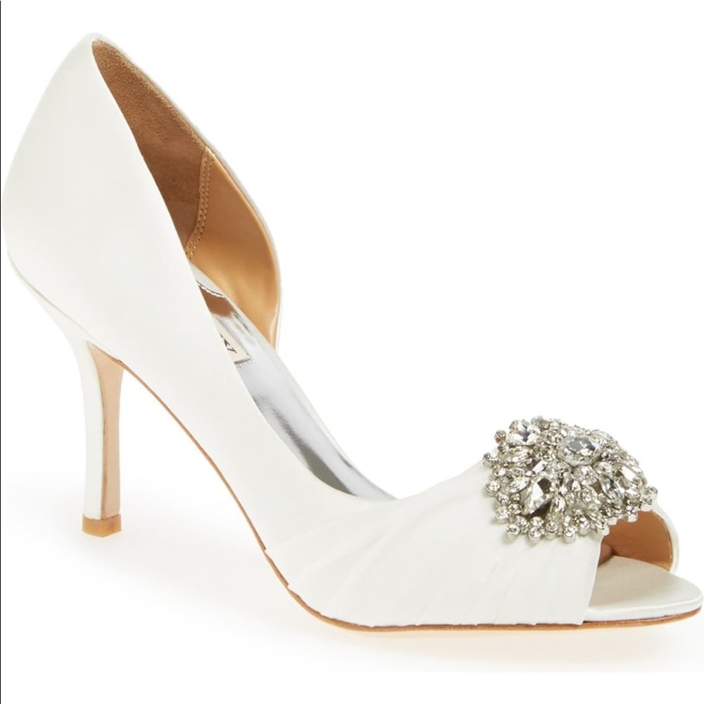 Badgley Mischka Pearson Pump